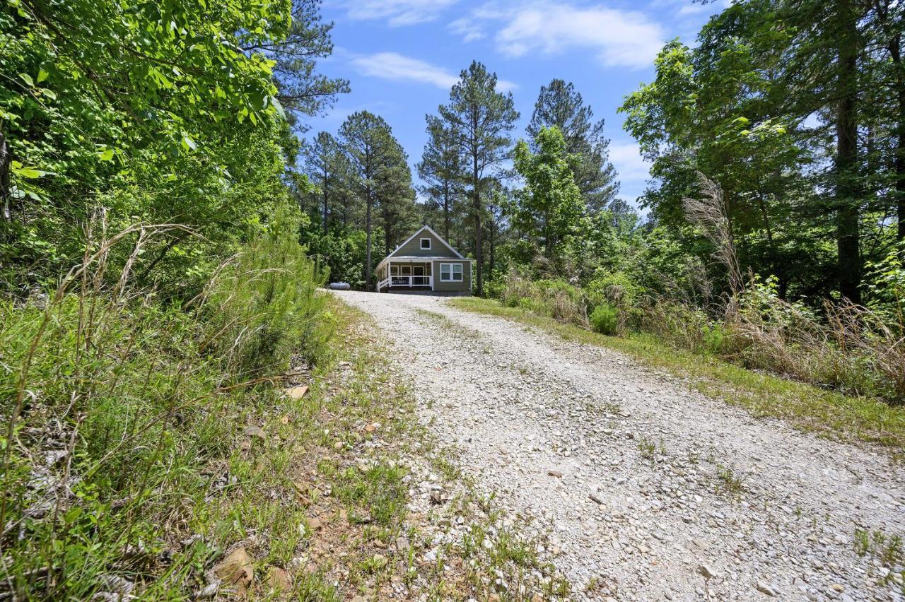 Convenient Romantic Hot Tub Bbq 3-Night Special! Broken Bow Exterior foto
